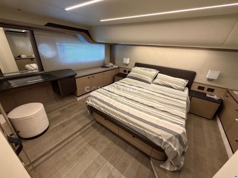 Absolute Navetta 52