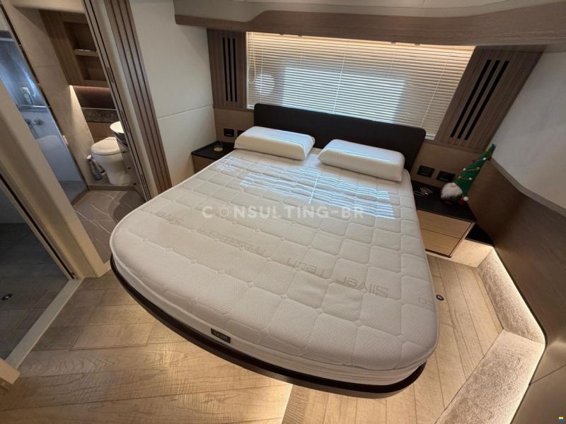 Absolute Navetta 52