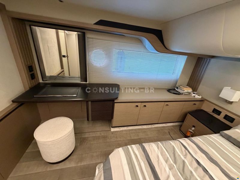Absolute Navetta 52