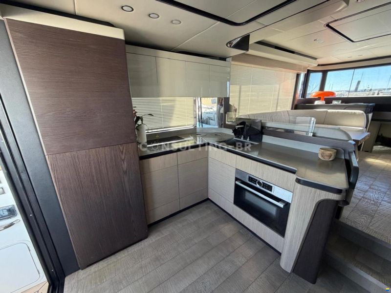 Absolute Navetta 52