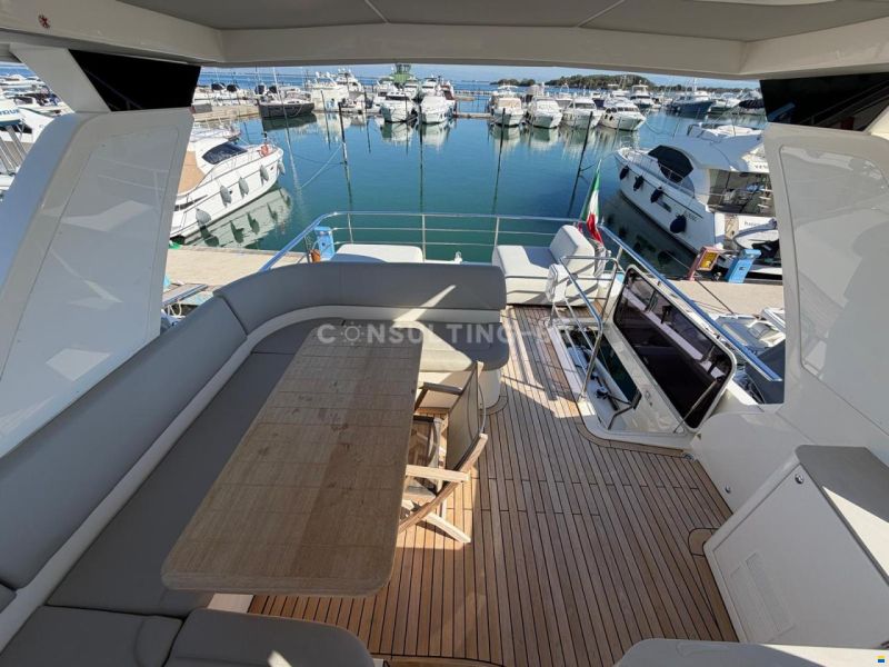 Absolute Navetta 52