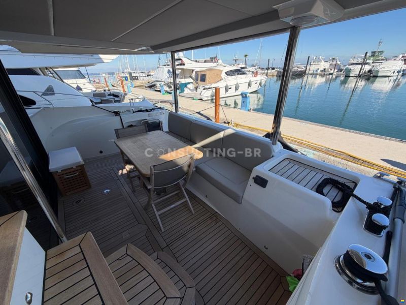 Absolute Navetta 52