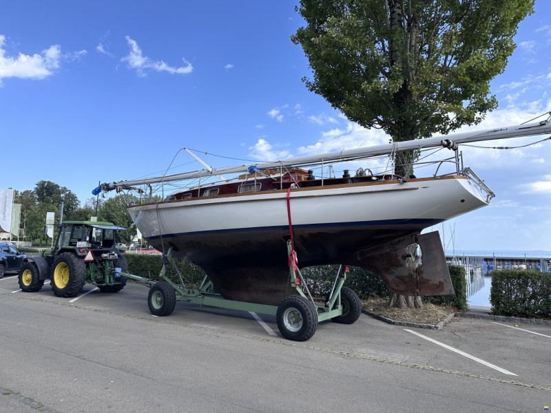 Hallberg-Rassy Mistral 33