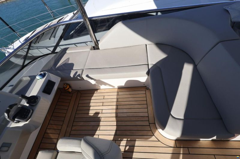 Absolute Navetta 52