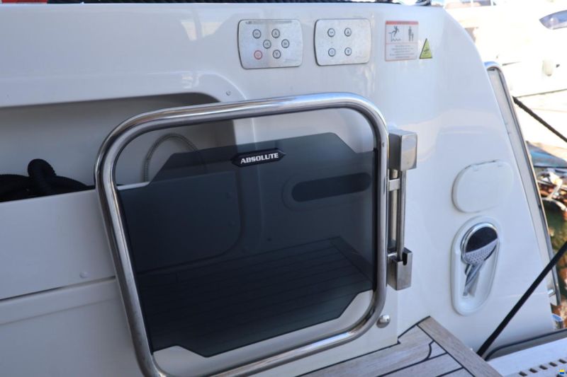 Absolute Navetta 52