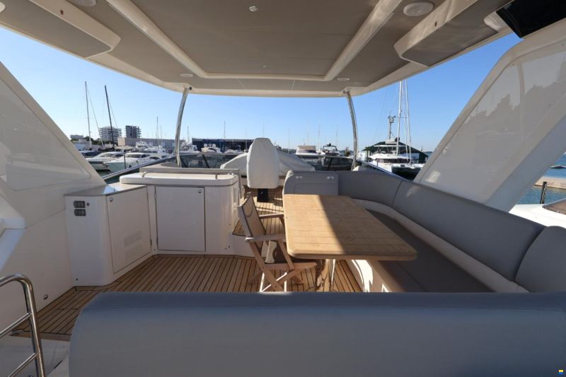 Absolute Navetta 52