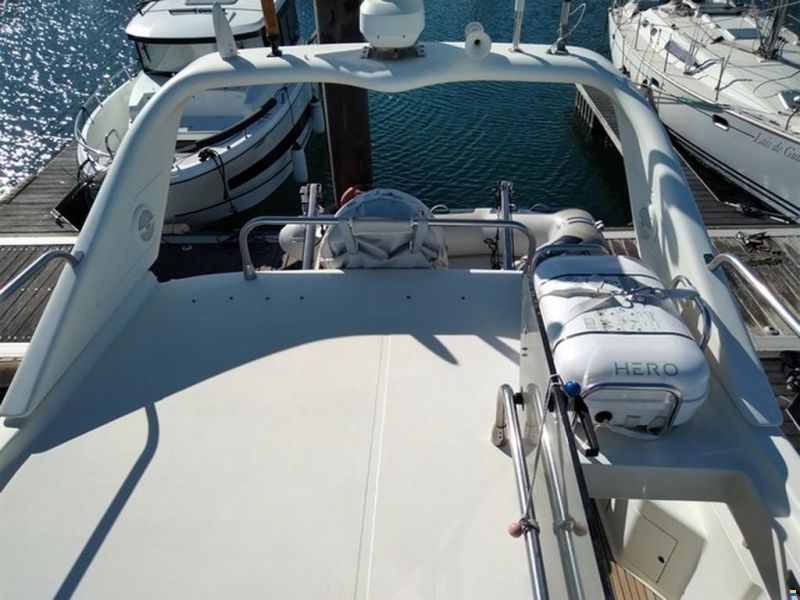 Azimut 40