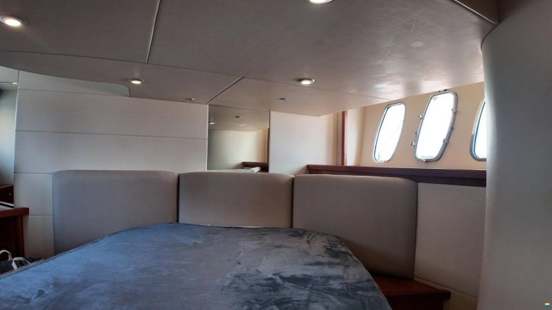 Sunseeker Predator 52