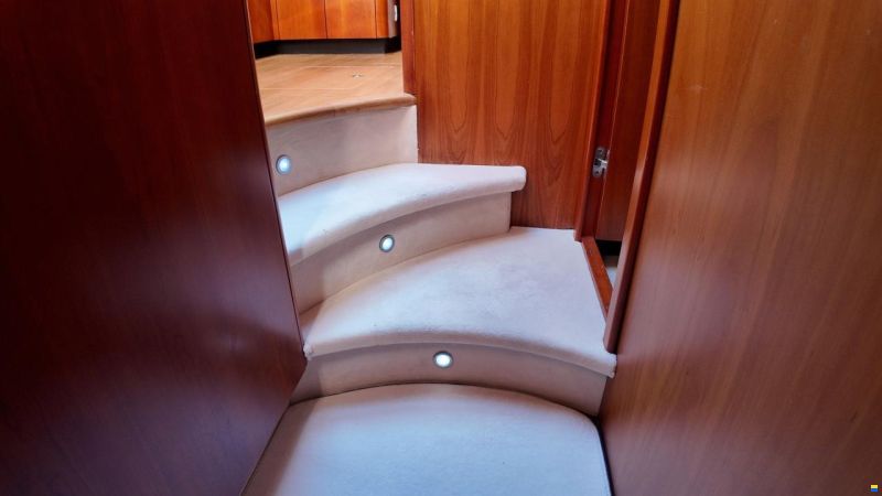 Sunseeker Predator 52