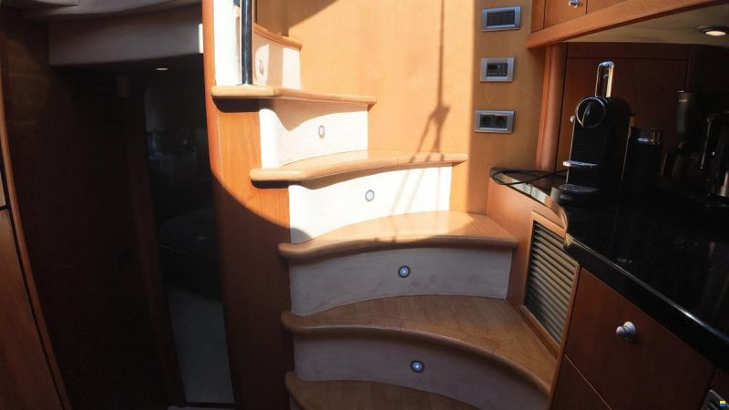 Sunseeker Predator 52