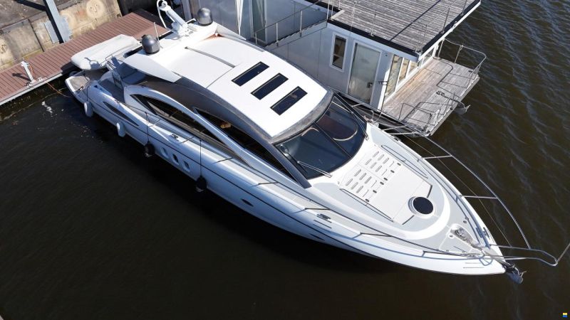 Sunseeker Predator 52