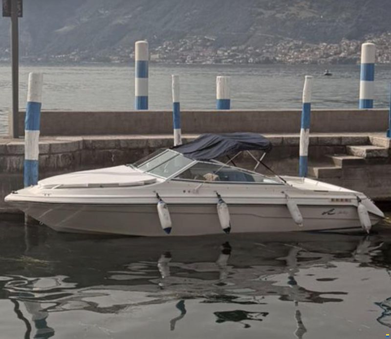 Sea Ray 200 Cuddy Cabin
