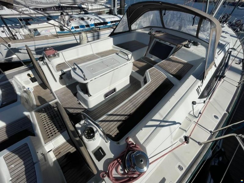 Jeanneau 53