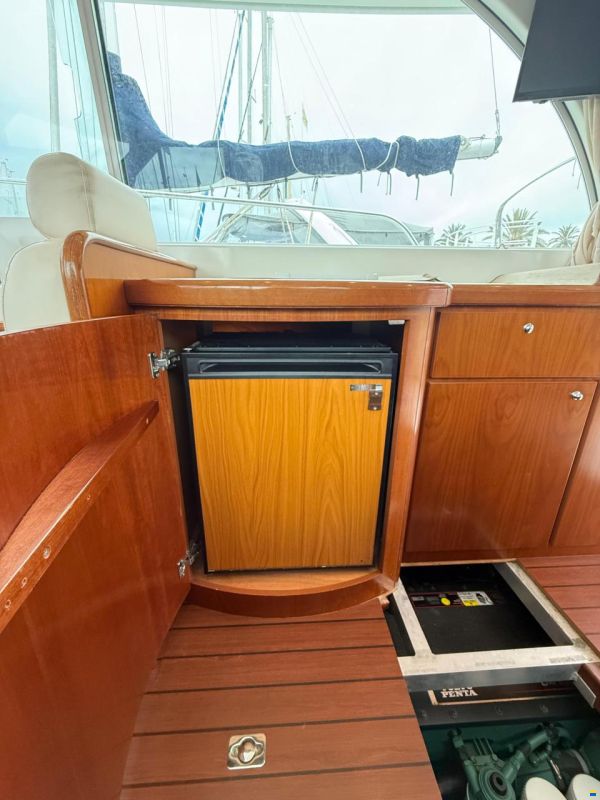 Beneteau Antares 9.80 Fly