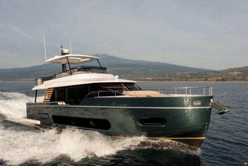 Azimut Magellano 60