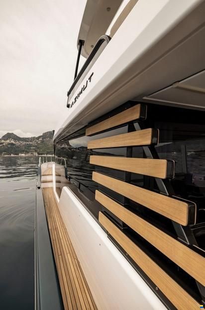 Azimut Magellano 60