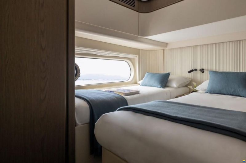 Azimut Magellano 60