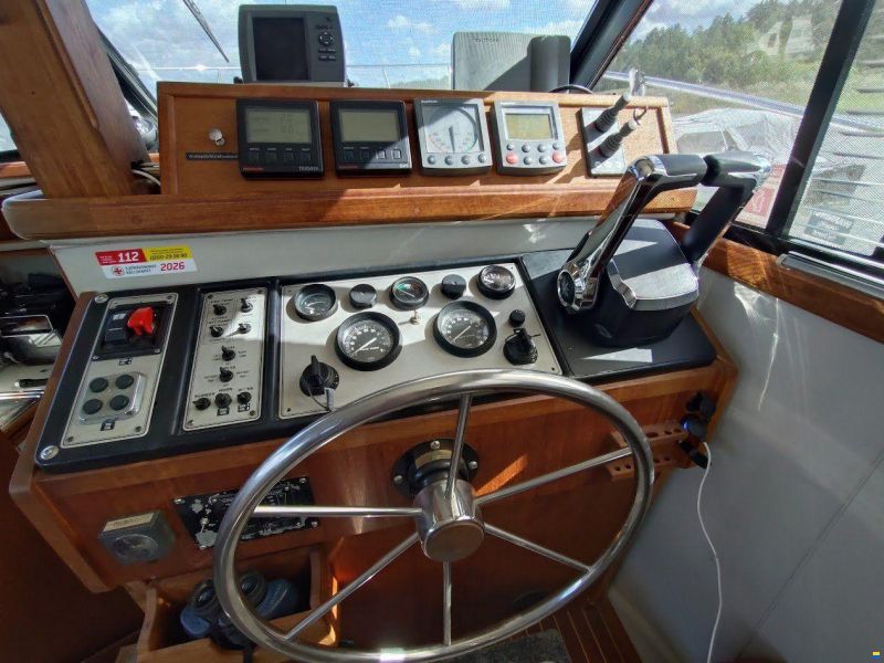 Carver 32