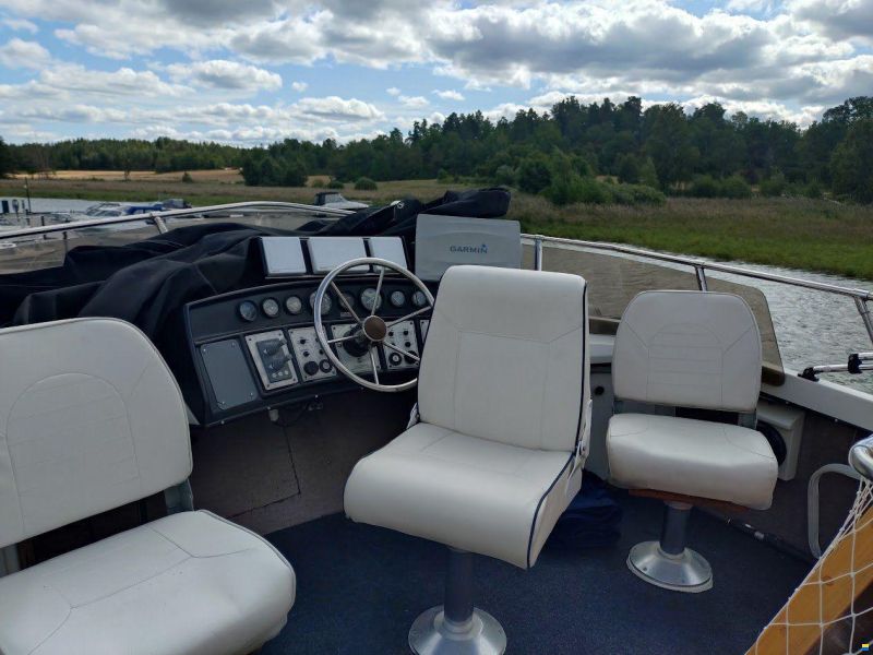 Carver 32