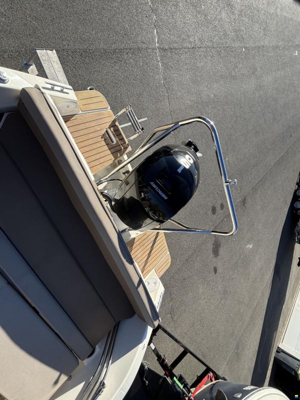 Quicksilver Activ 605 Bowrider