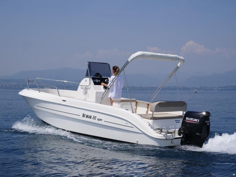 Mingolla Brava 22 Open