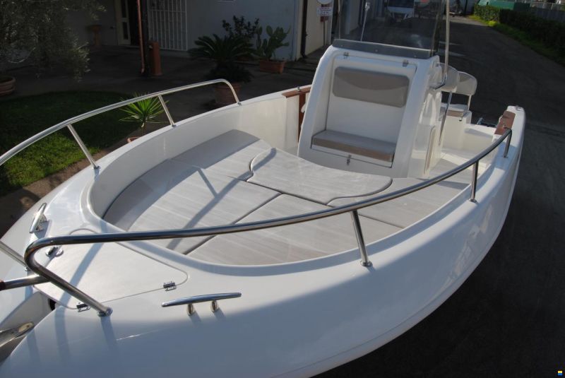 Mingolla Brava 22 Open