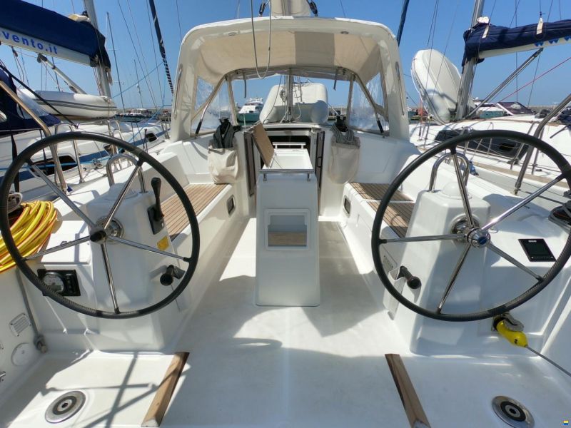 Beneteau OCEANIS 35.1