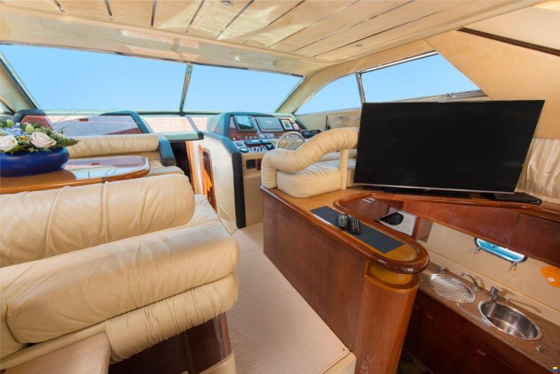 Ferretti 55