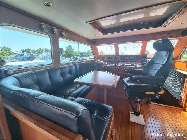 Super van Craft 17.50 - Vast Stuurhuis