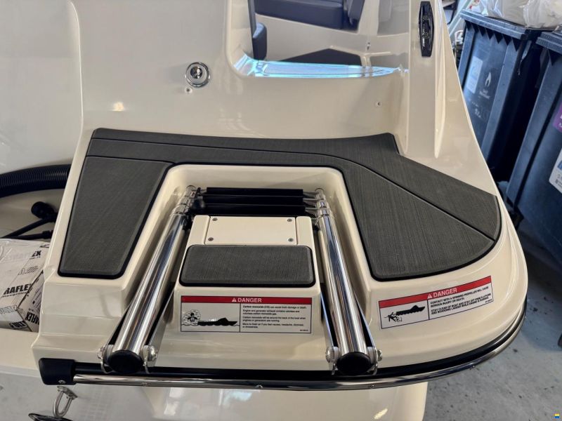 Bayliner V20 OB Bowrider med 150 hk Merc