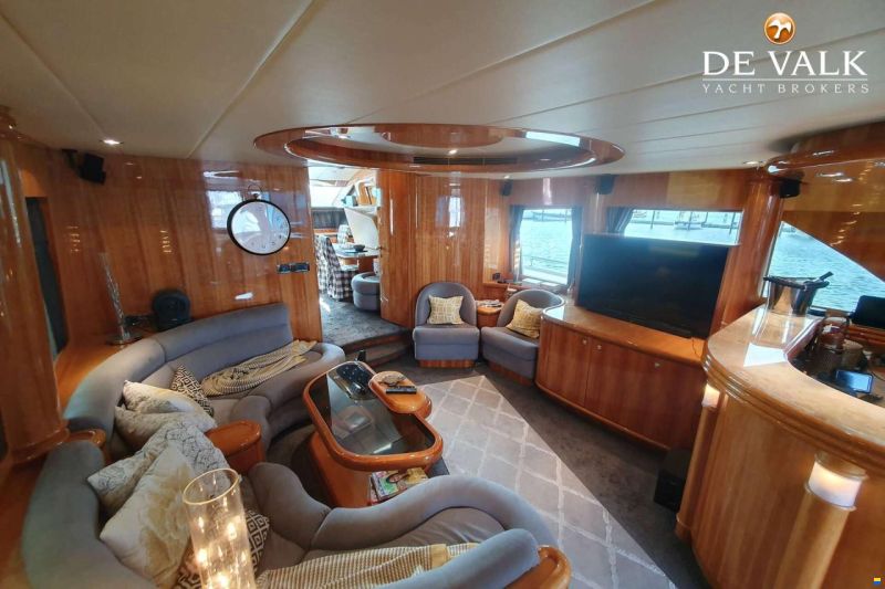 Elegance 72