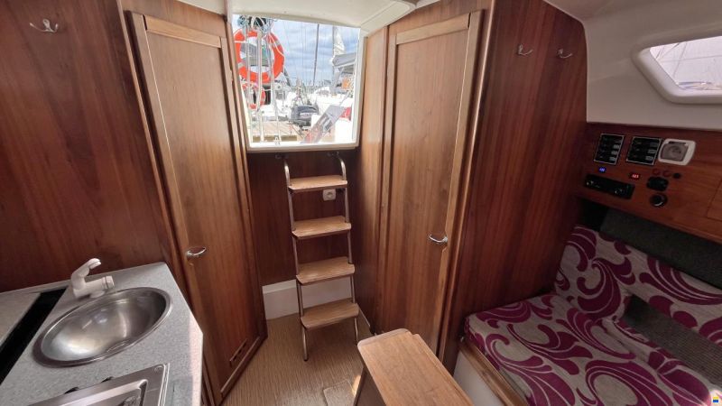 Hak Yacht Club / Phobos 25