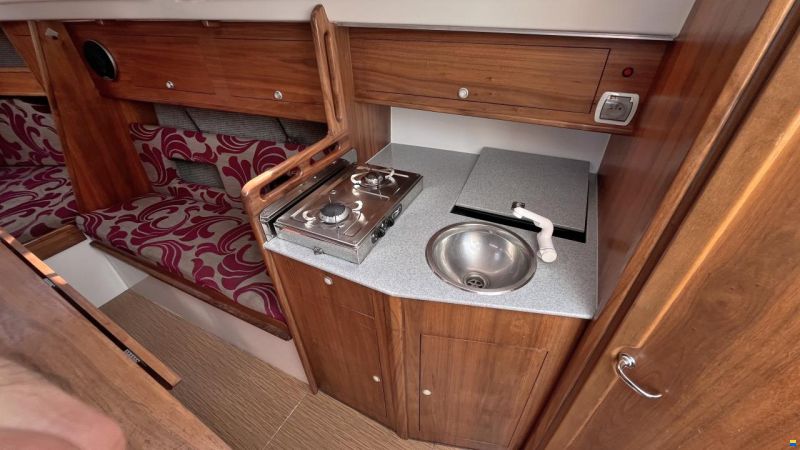 Hak Yacht Club / Phobos 25
