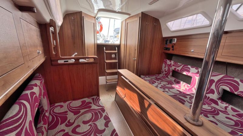 Hak Yacht Club / Phobos 25