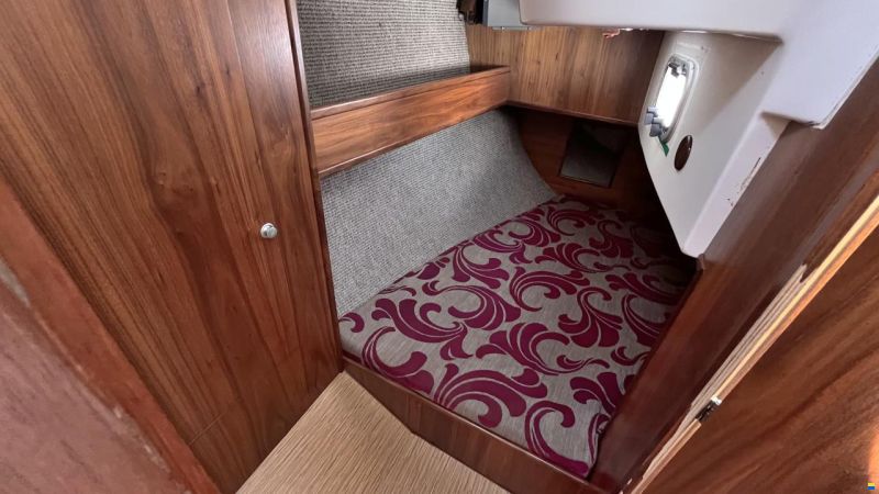 Hak Yacht Club / Phobos 25