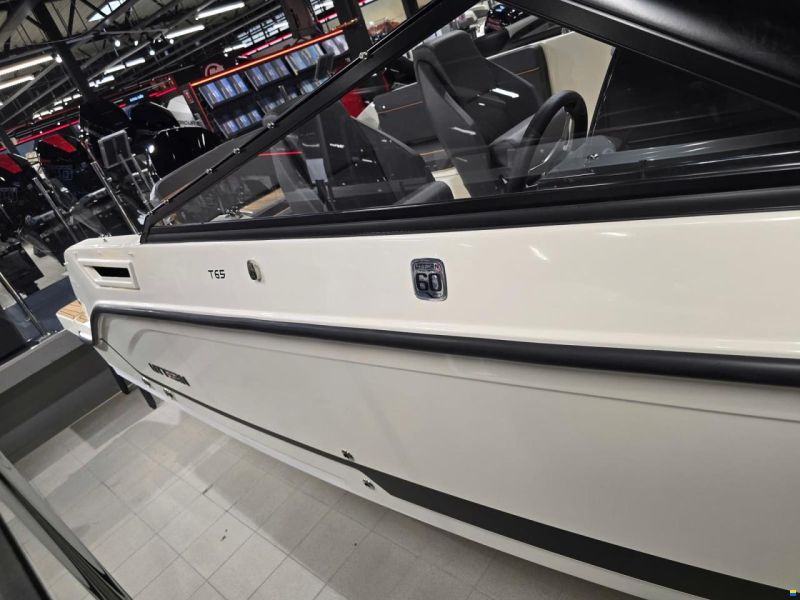 Uttern T65 Premium White