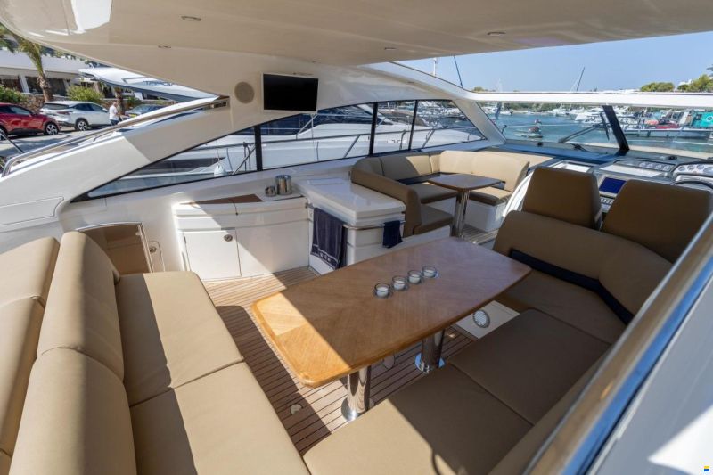 Princess V53