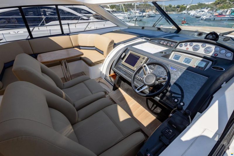 Princess V53