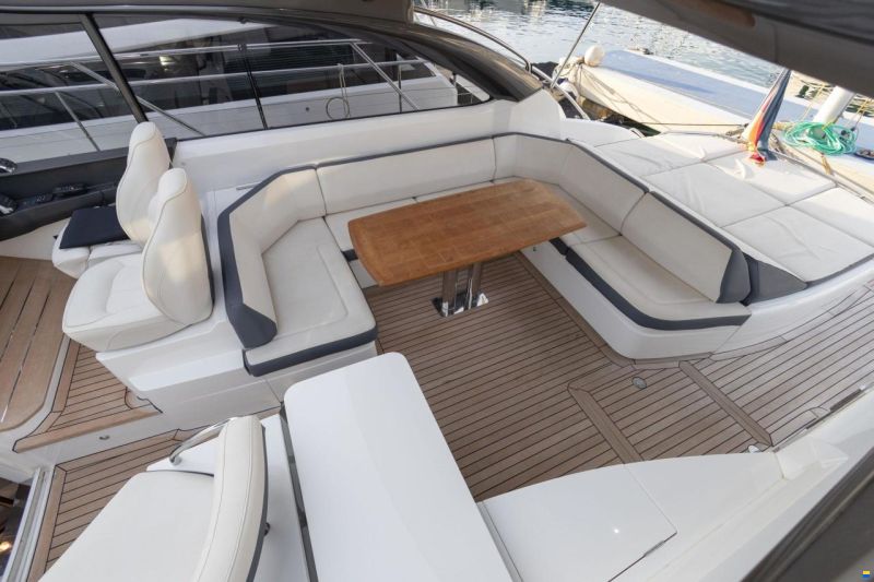 Princess V48 Open