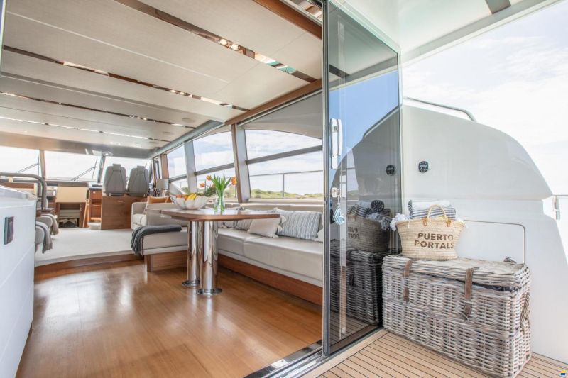 Princess 68