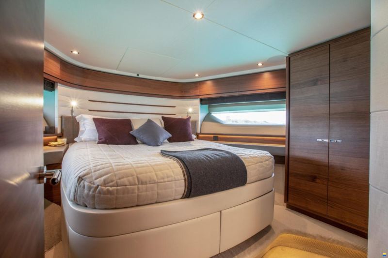 Princess 68