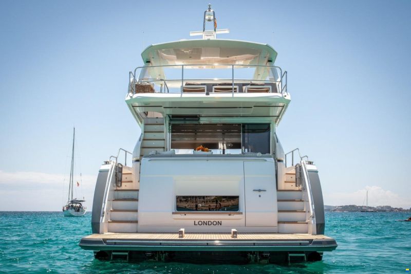 Princess 68