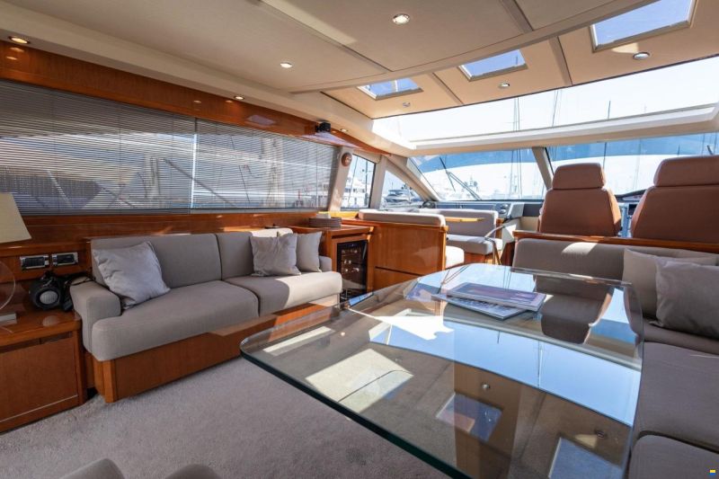 Princess V65