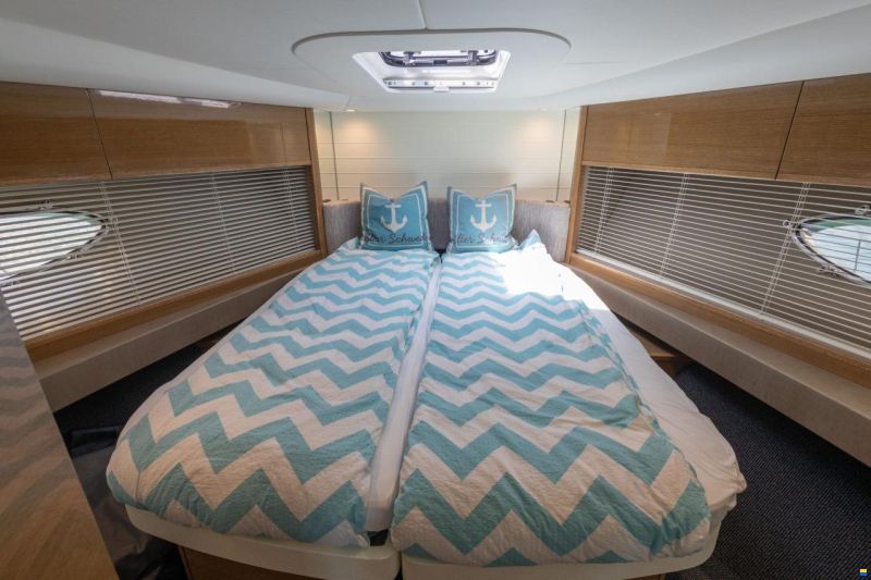 Princess V48 Open