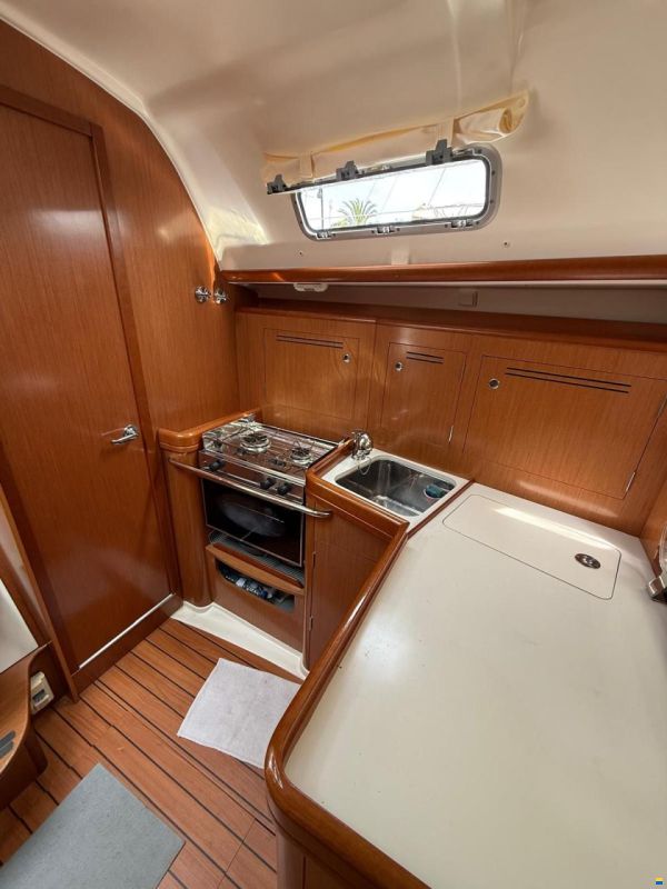 Beneteau Oceanis 34.3