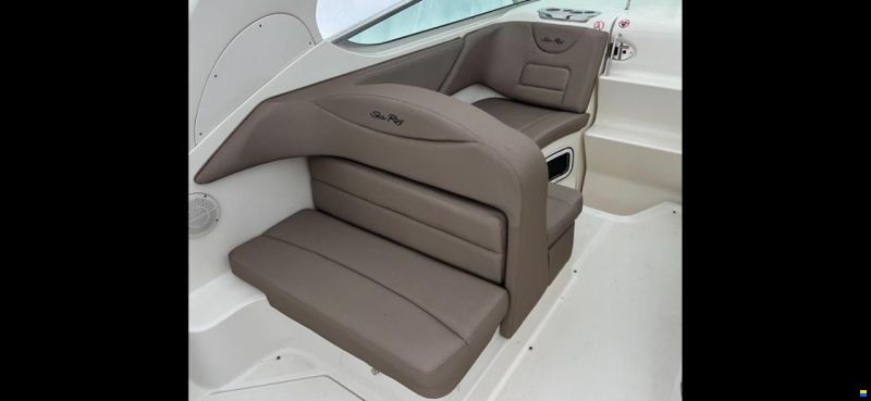 Sea Ray SUNDANCER 315