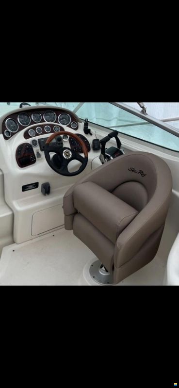 Sea Ray SUNDANCER 315