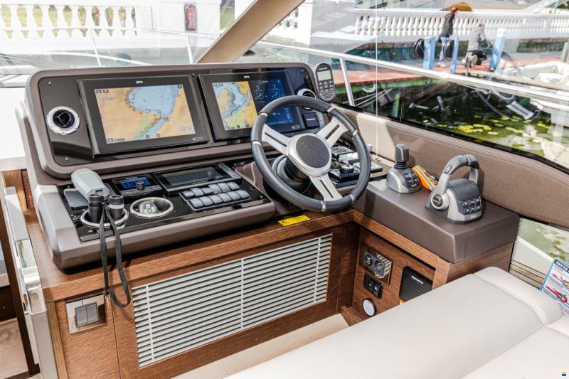 Prestige 520 Fly