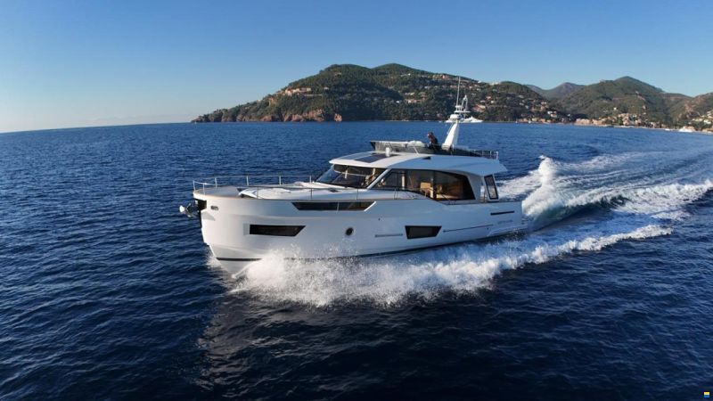 Greenline 50 Fly