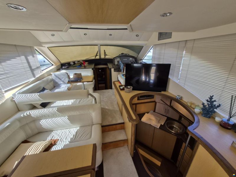Cayman 50 Fly